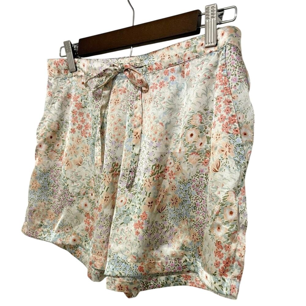 Cynthia Rowley Womens M Floral Satin Pajama Set Button Top Shorts Sleepwear - Picture 9 of 11